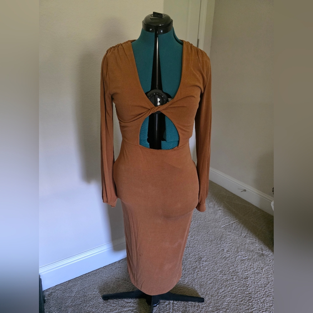 House of Harlow 1960 Tan Backless Dress